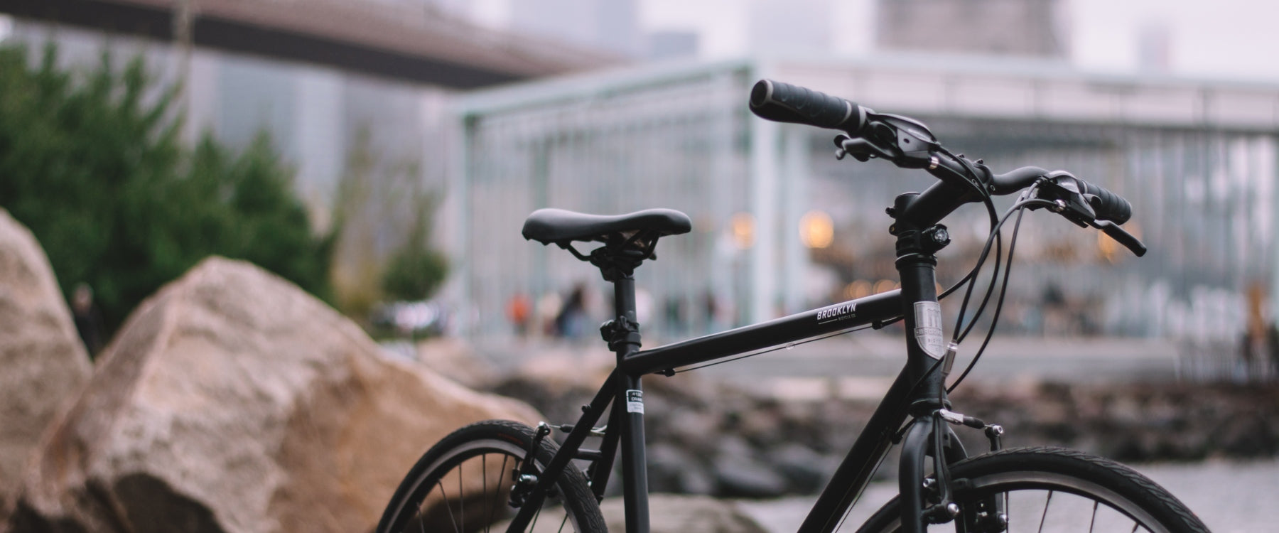 Black hybrid bike